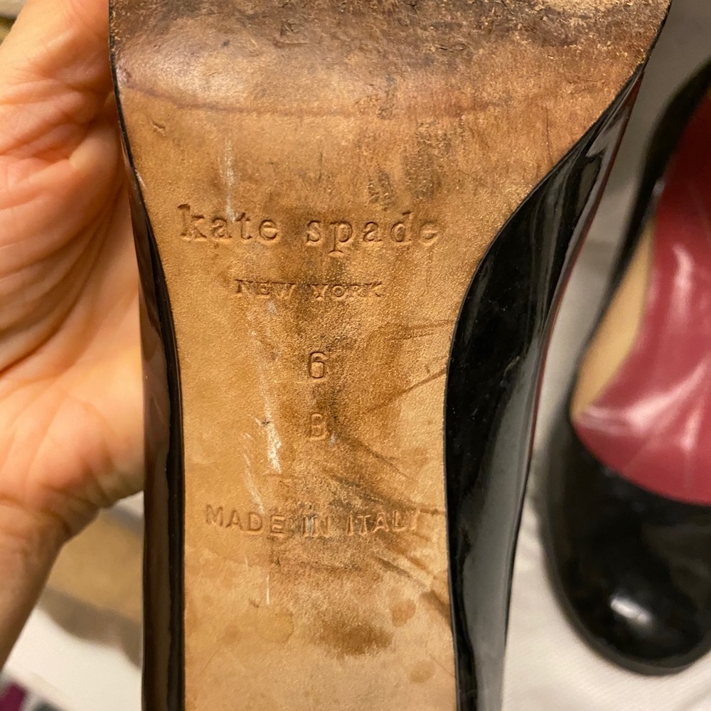 Kate spade size 6 patent leather heels - Picture 3 of 5